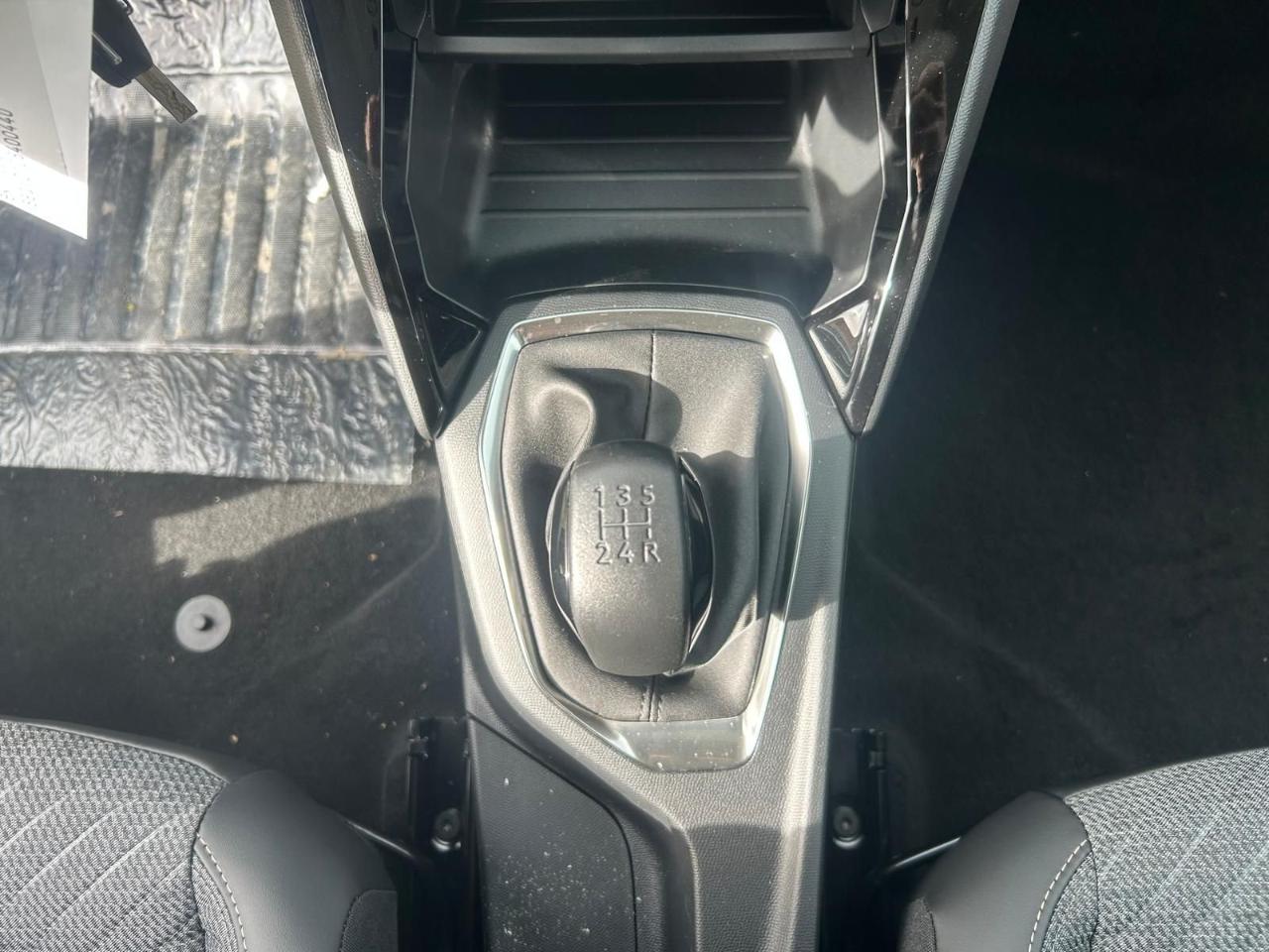 Peugeot Peugeot 208 usata 15