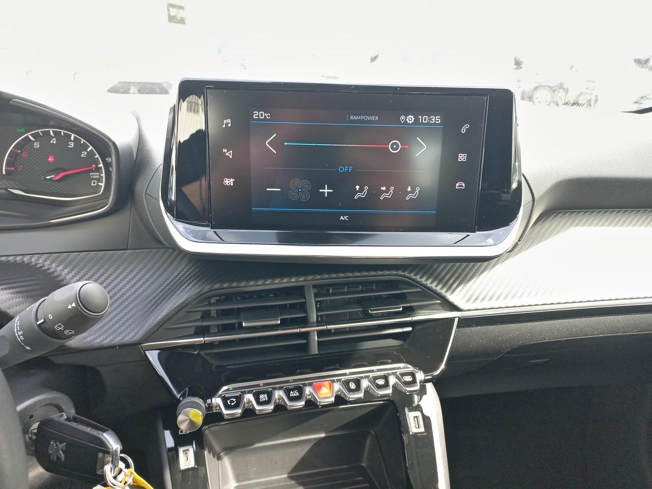 Peugeot Peugeot 208 usata, con Isofix