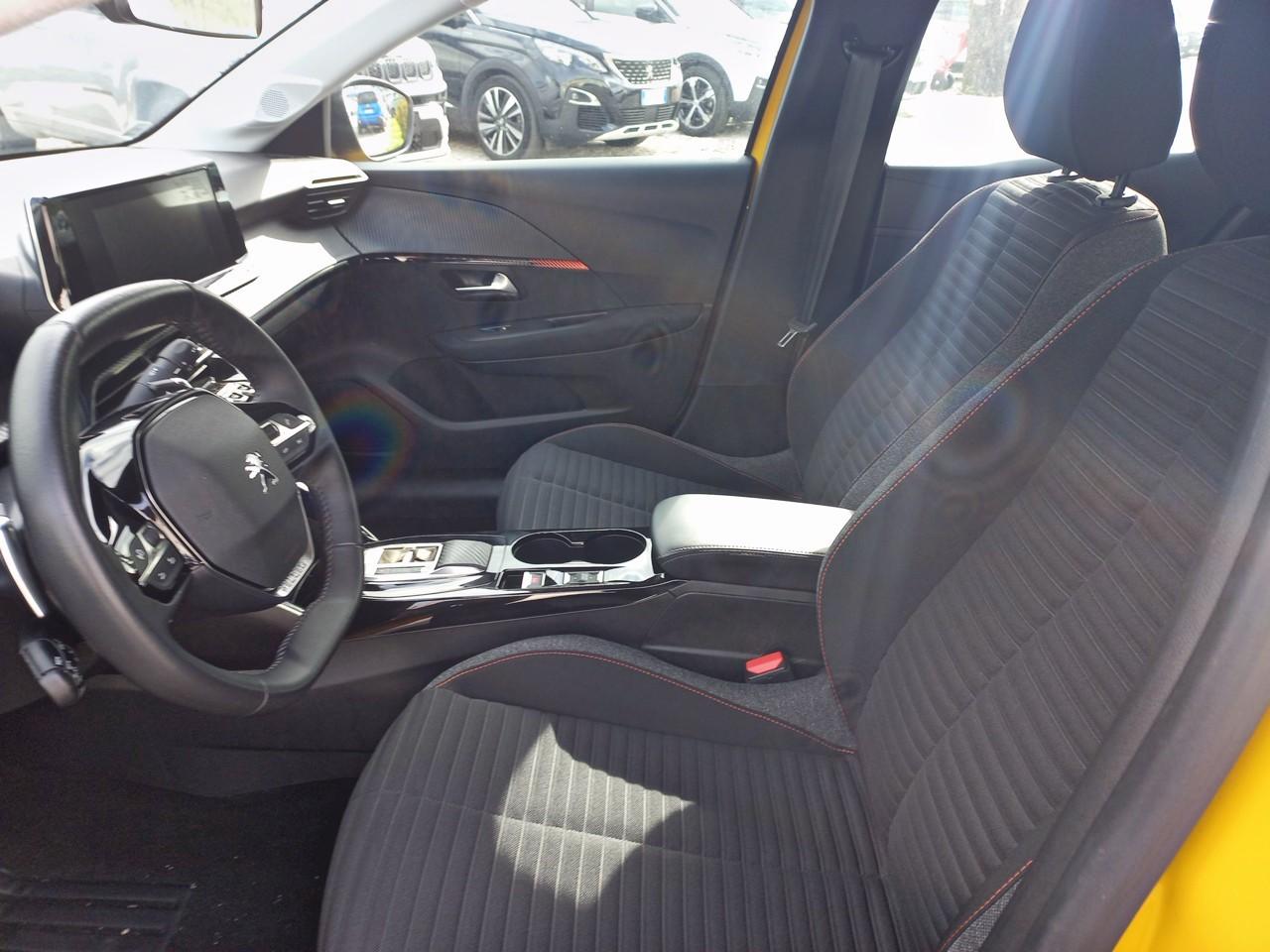 Peugeot Peugeot 208 usata 21