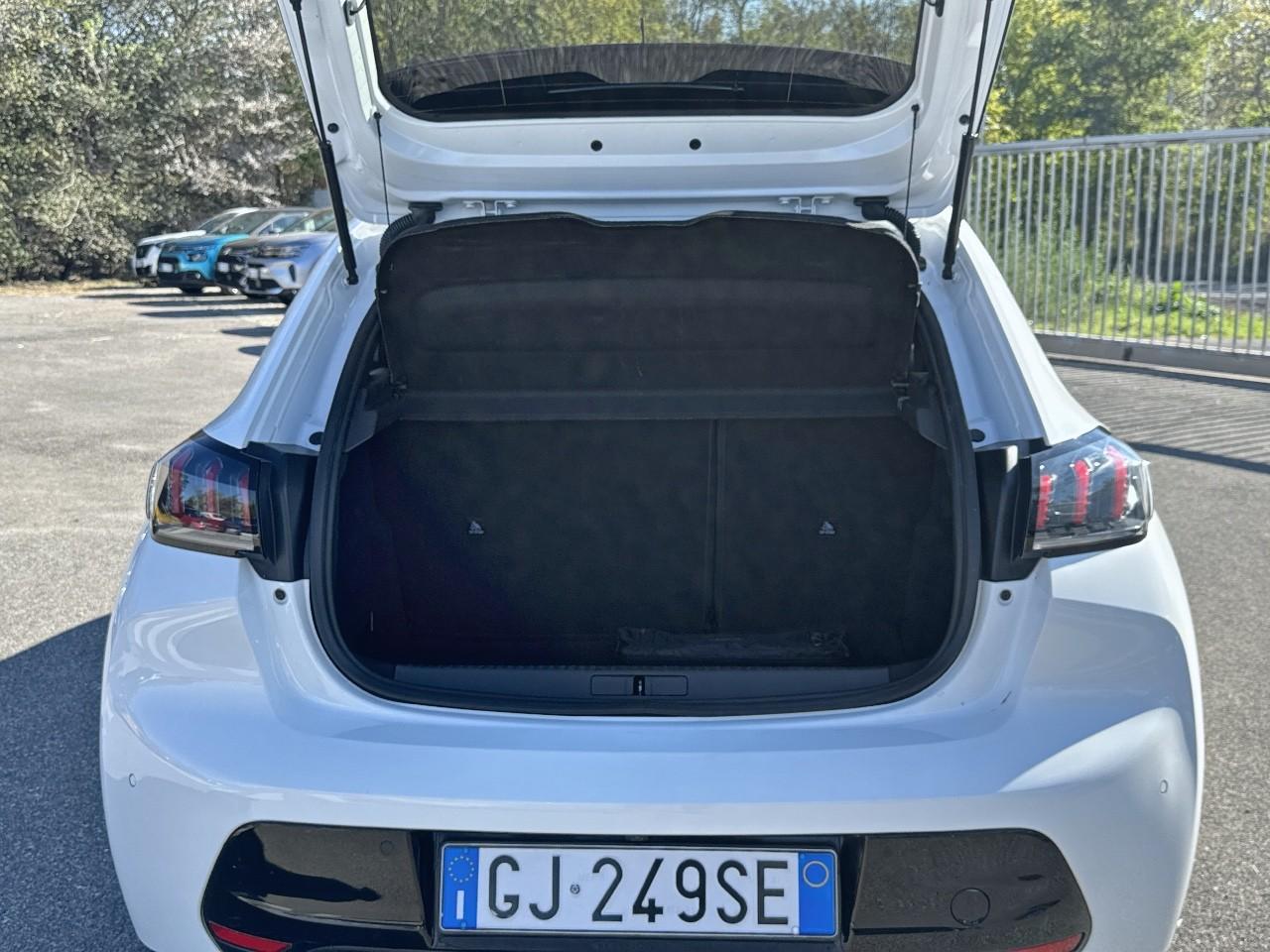 Peugeot Peugeot 208 usata 18