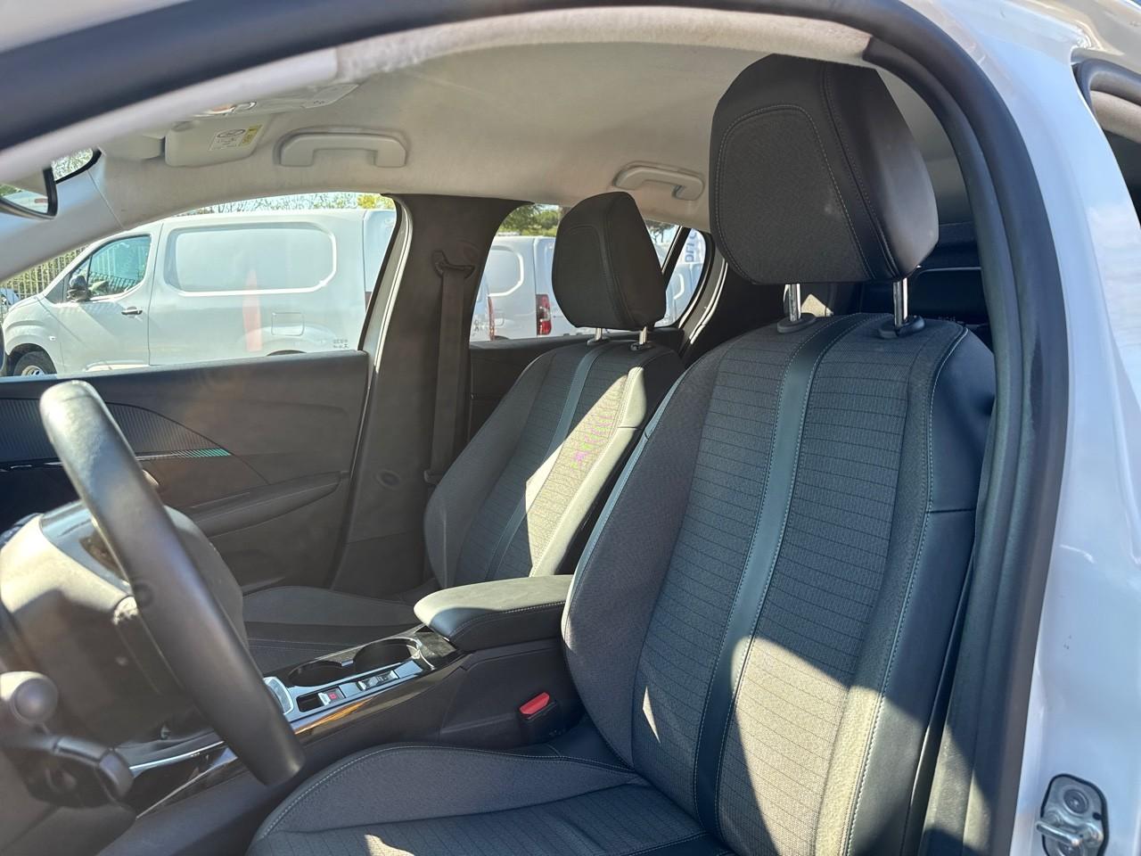 Peugeot Peugeot 208 usata 21