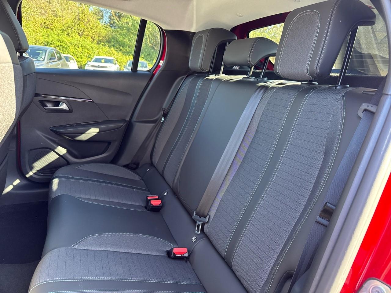 Peugeot Peugeot 208 usata, con Caricabatterie di bordo da 11 kW