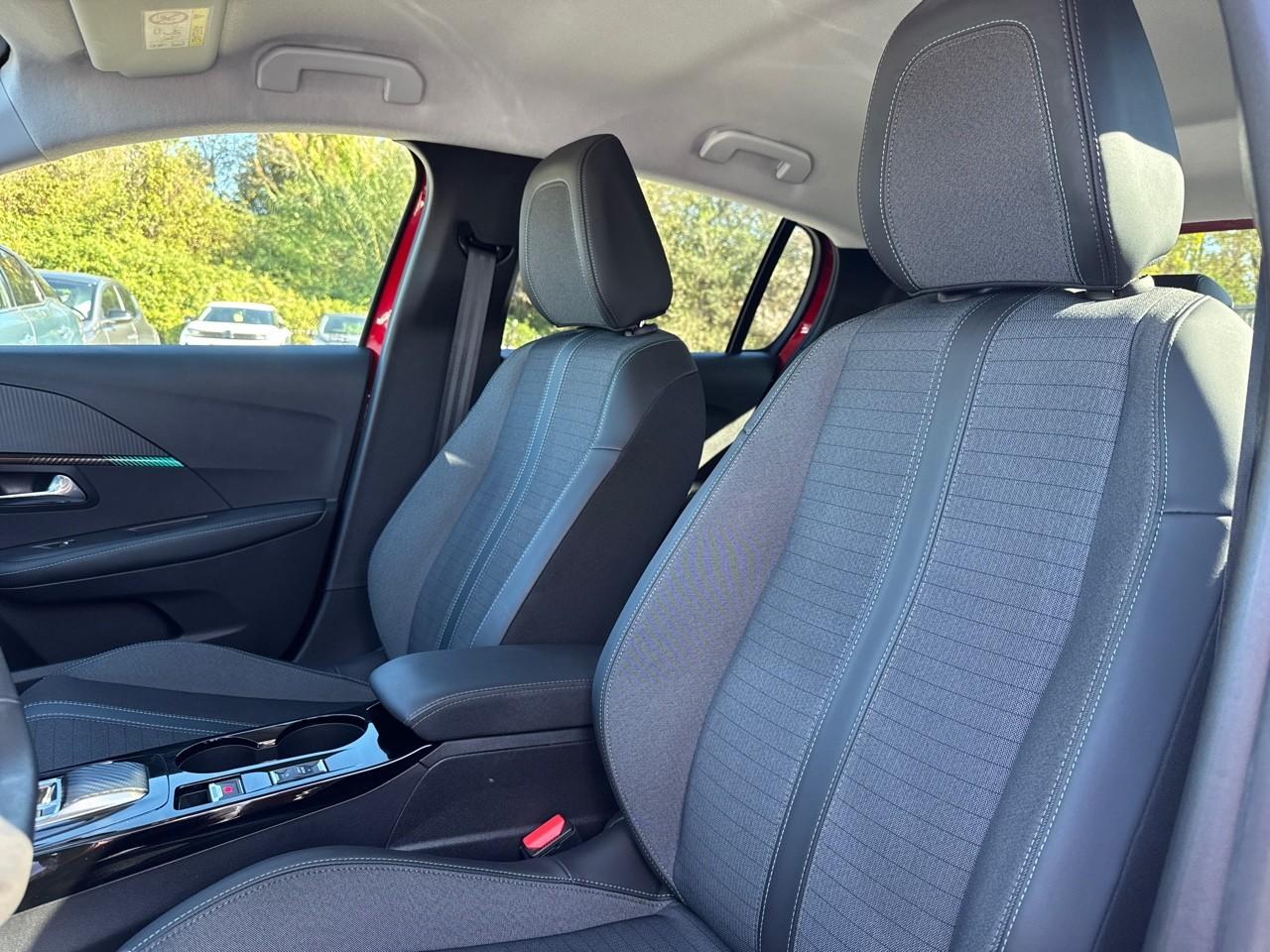 Peugeot Peugeot 208 usata 21