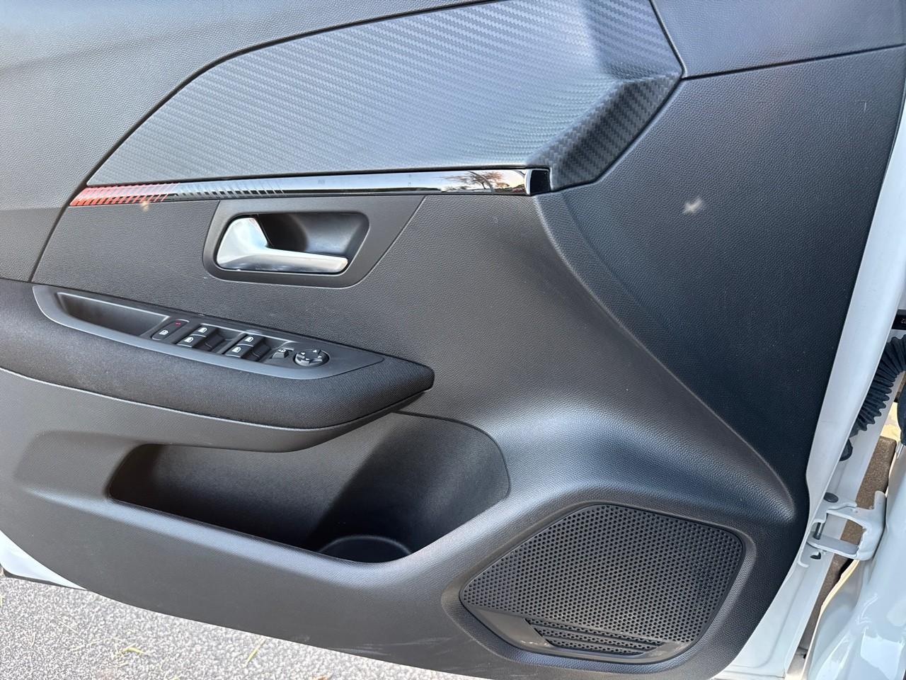 Peugeot Peugeot 208 usata, con Portapacchi