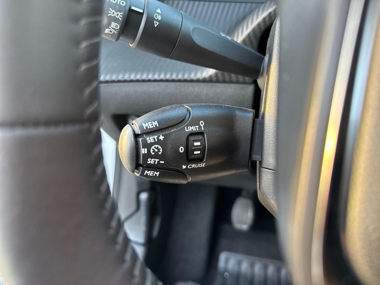 Peugeot Peugeot 208 usata, con Sistema Keyless