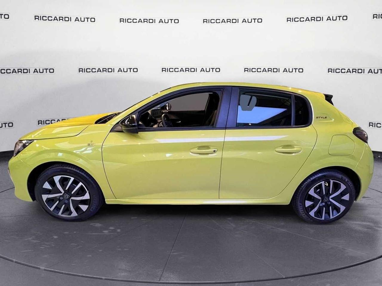 Peugeot Peugeot 208 usata 18