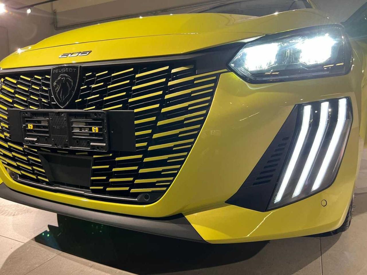 Peugeot Peugeot 208 usata 9