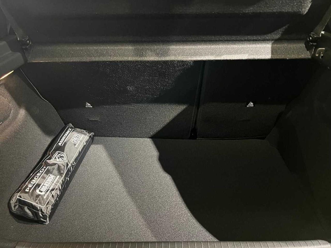 Peugeot Peugeot 208 usata 1