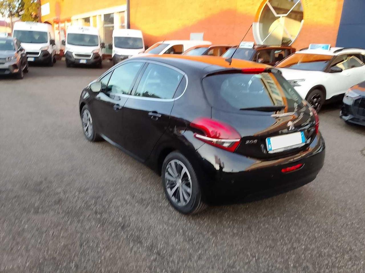 Peugeot Peugeot 208 usata 9