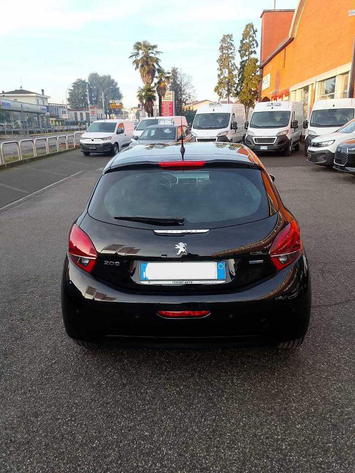 Peugeot Peugeot 208 usata 10