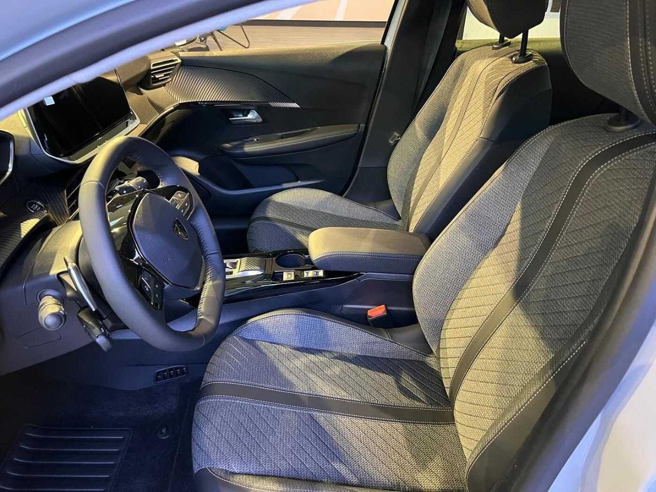 Peugeot Peugeot 208 usata 1