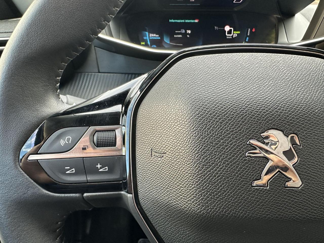 Peugeot Peugeot 208 usata 9