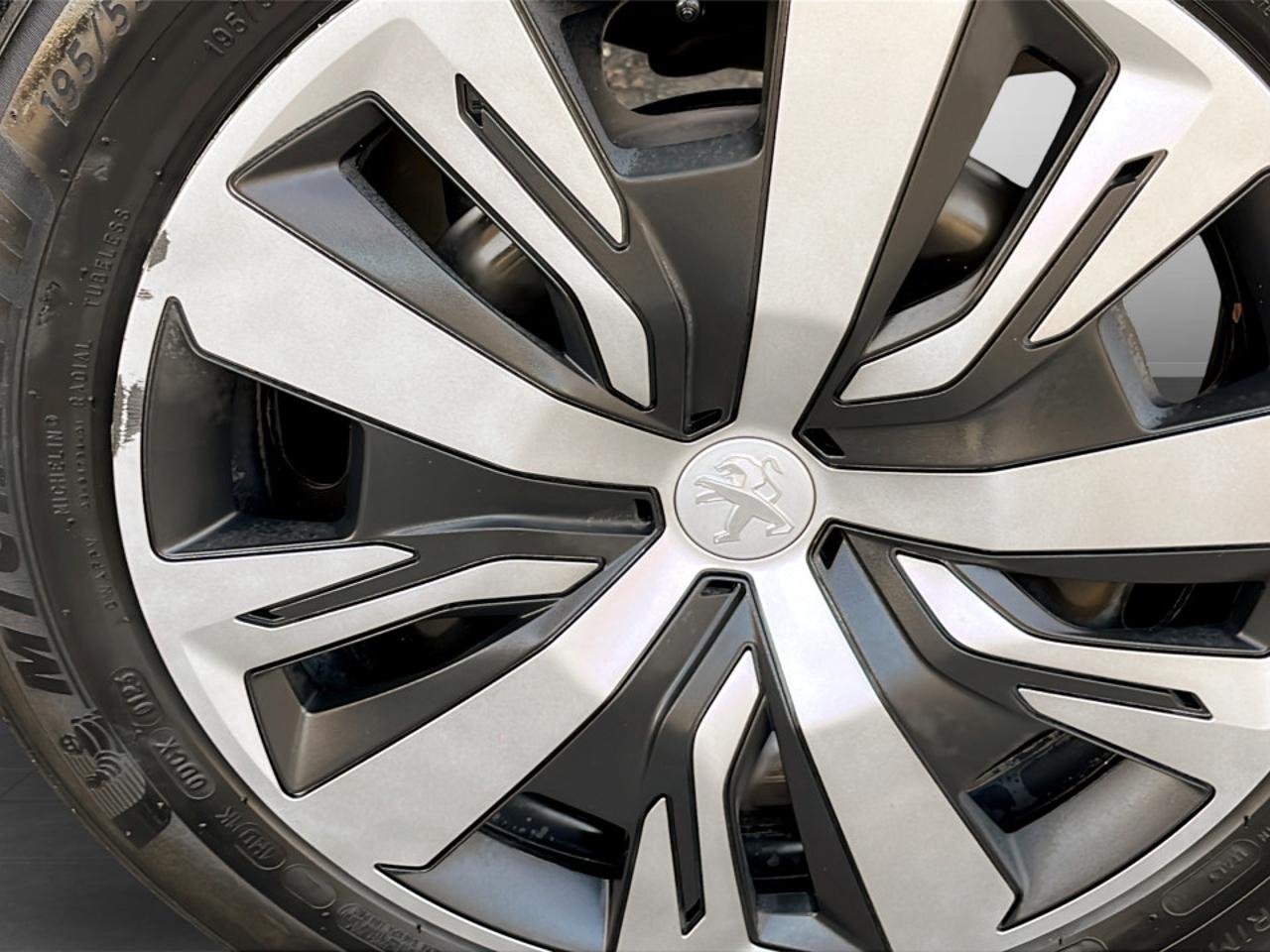 Peugeot Peugeot 208 usata 15