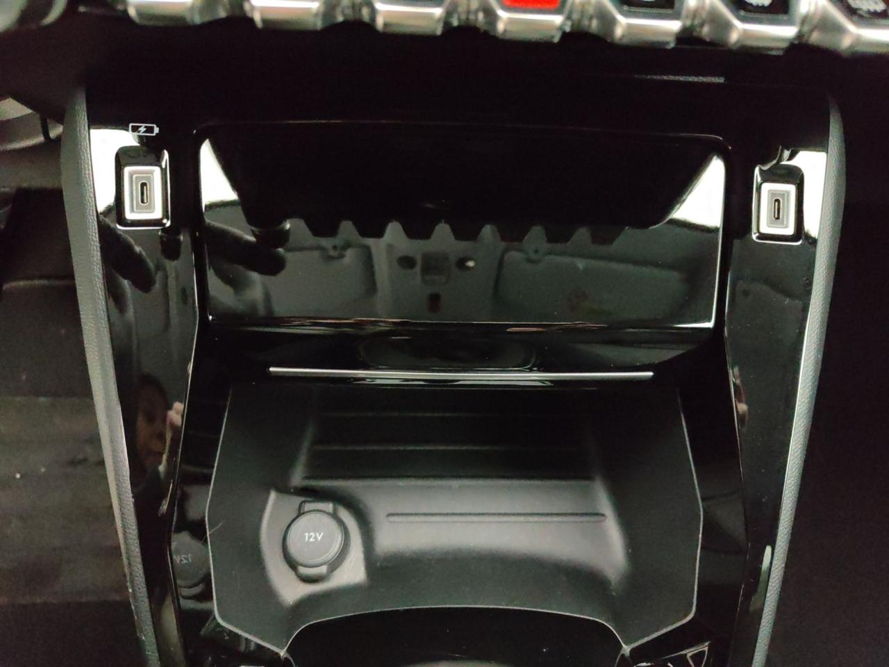 Peugeot Peugeot 208 usata 17