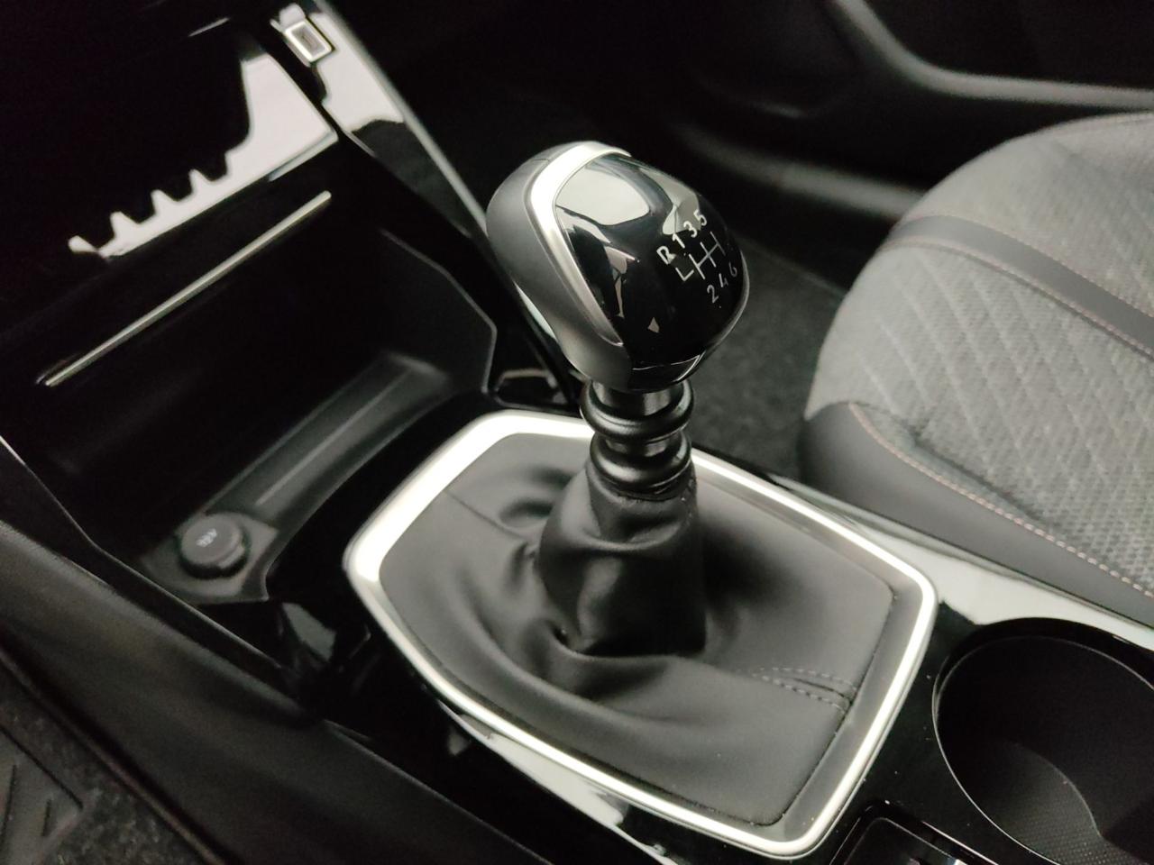 Peugeot Peugeot 208 usata 17