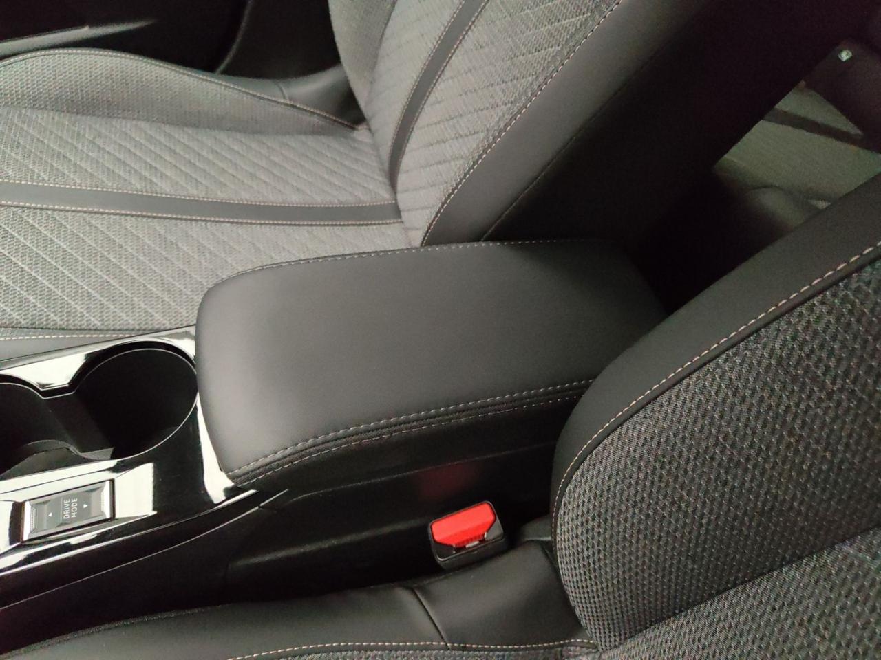 Peugeot Peugeot 208 usata 23