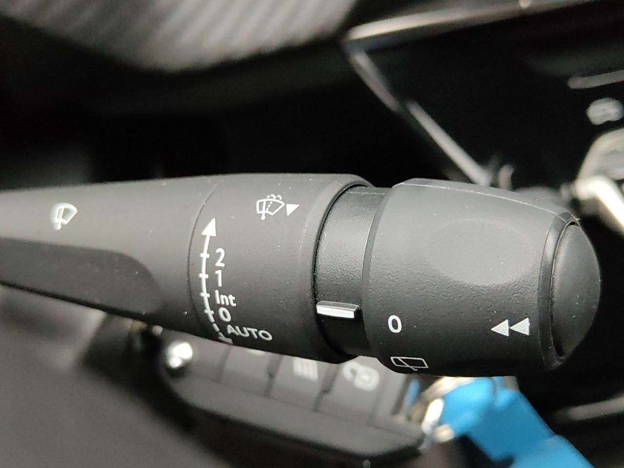 Peugeot Peugeot 208 usata 8