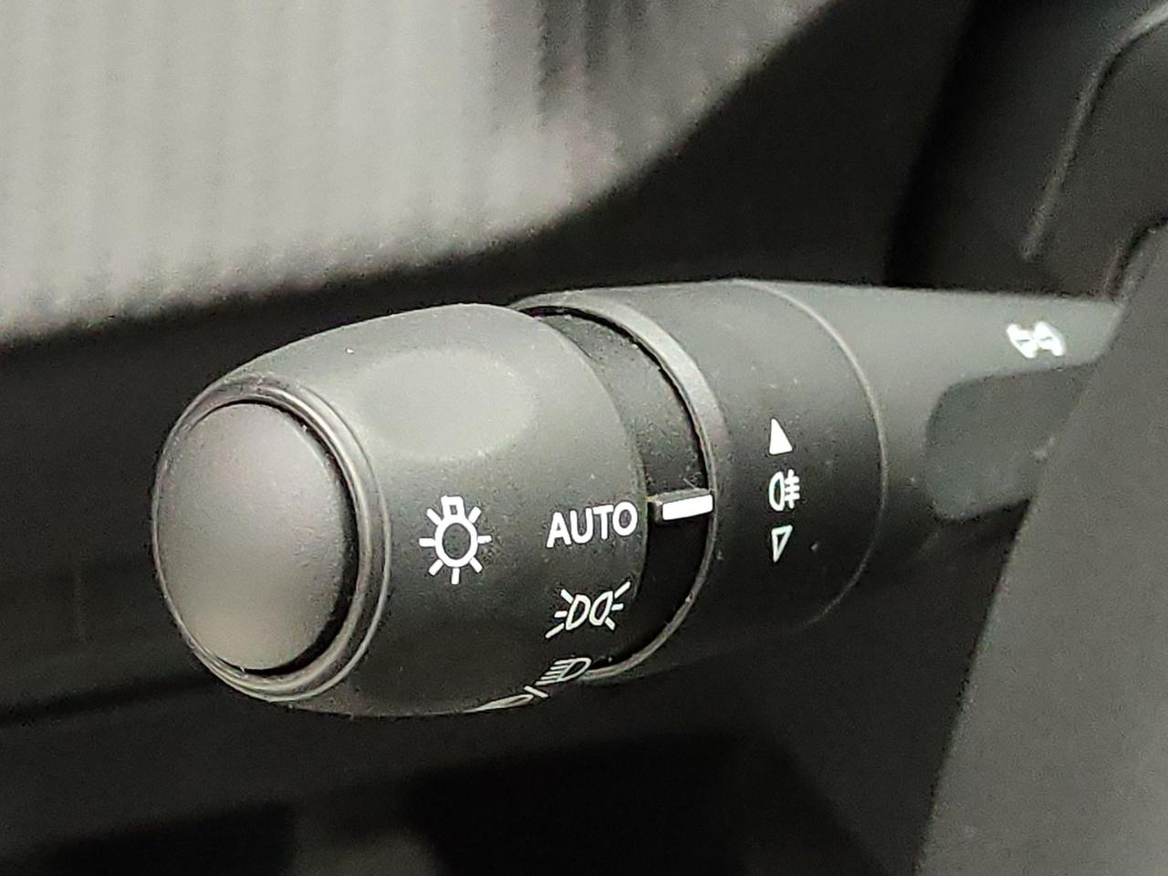 Peugeot Peugeot 208 usata 4