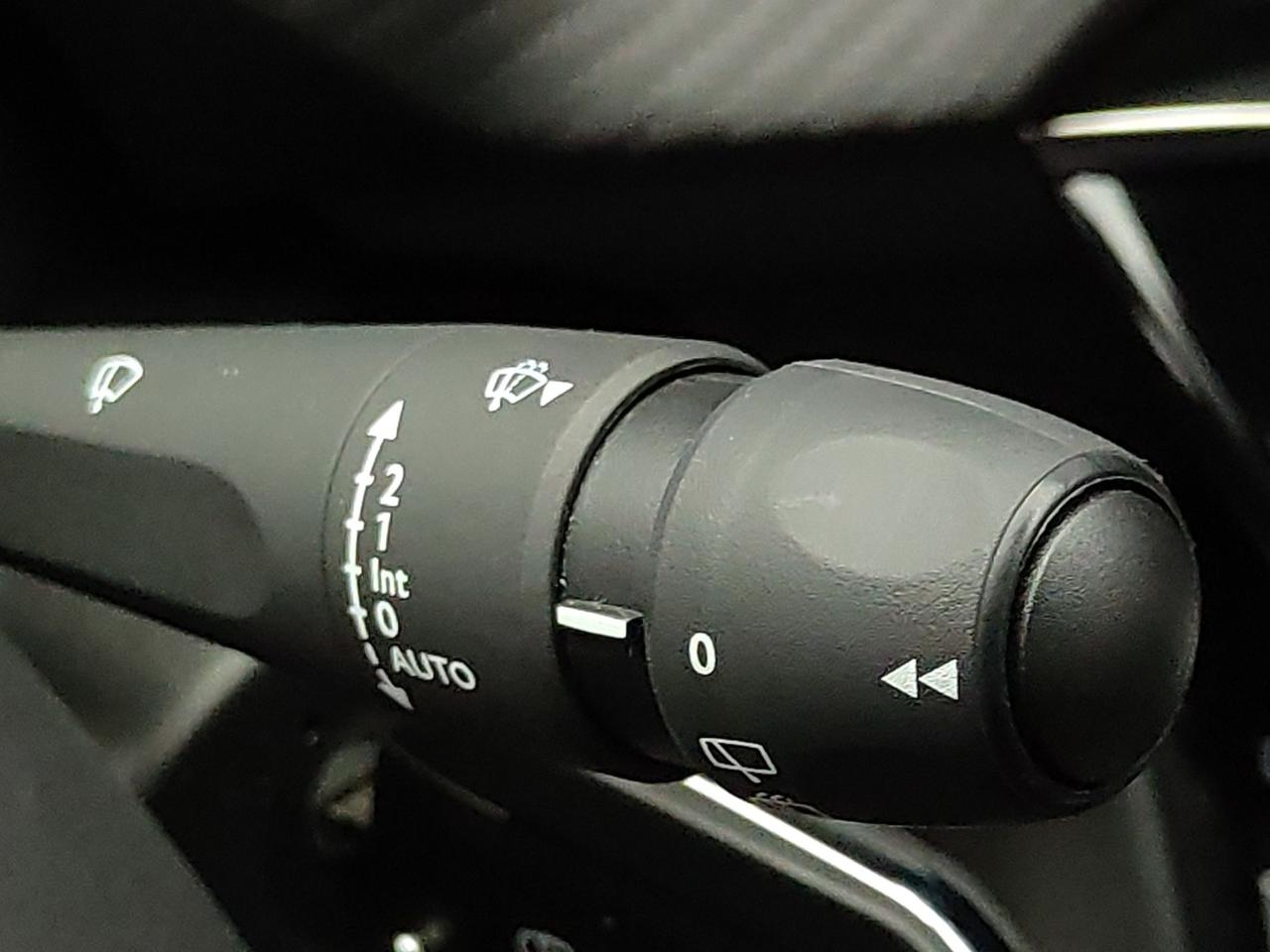 Peugeot Peugeot 208 usata 8