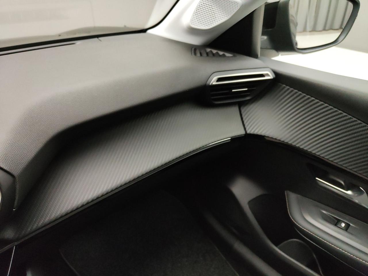 Peugeot Peugeot 208 usata 21