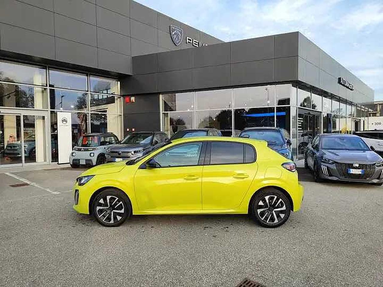 Peugeot Peugeot 208 usata 9