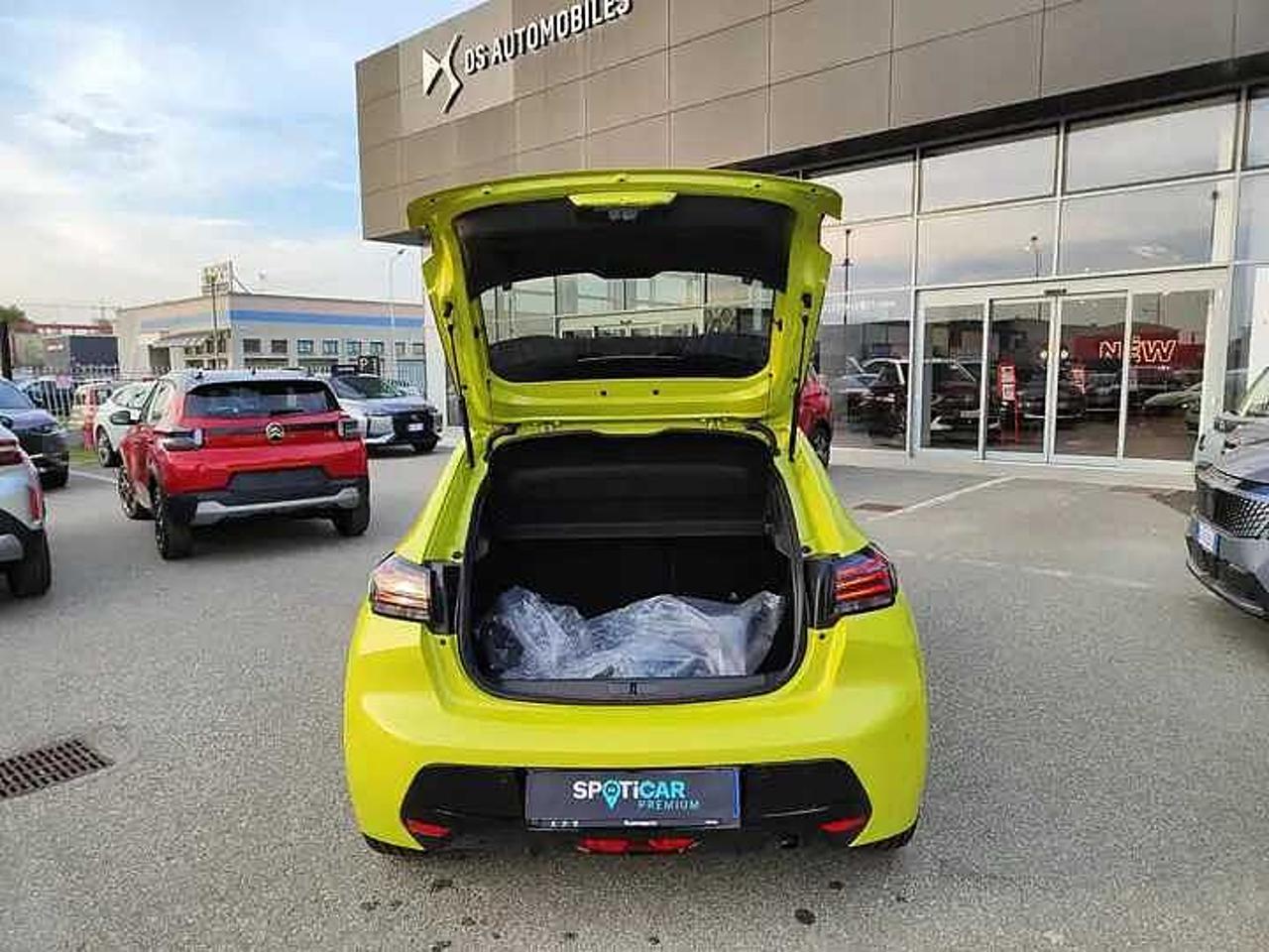 Peugeot Peugeot 208 usata 12