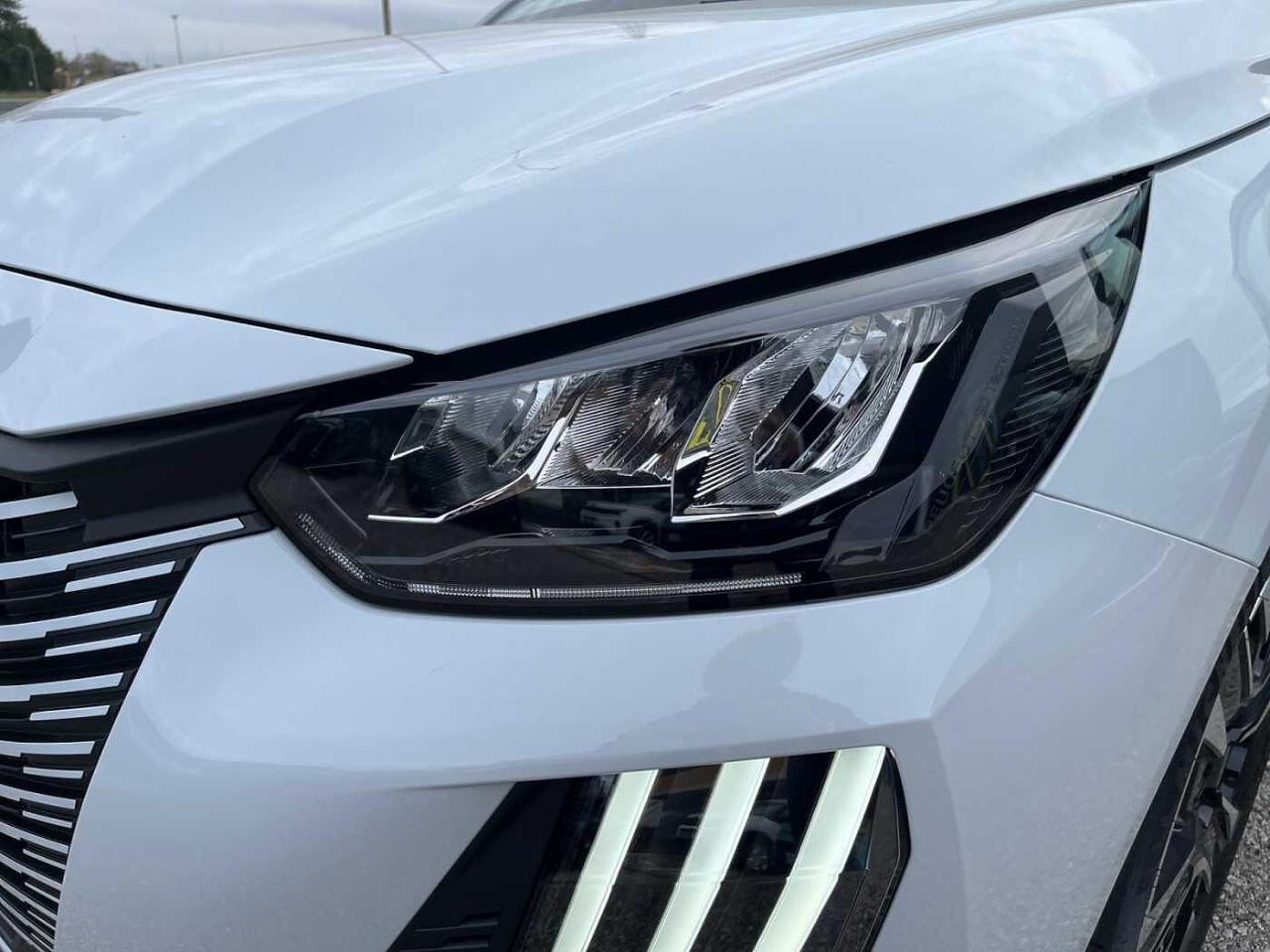 Peugeot Peugeot 208 usata 7