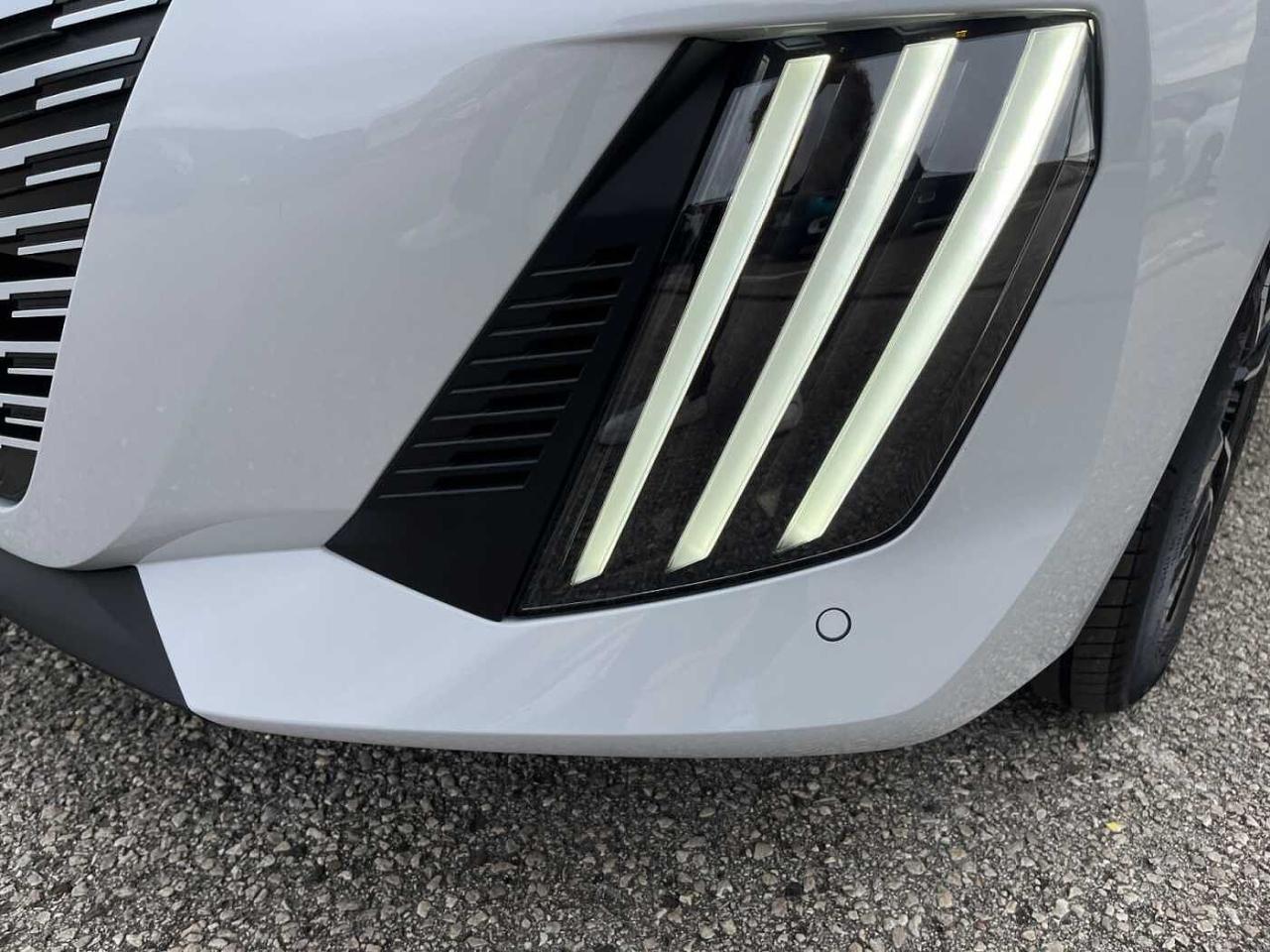 Peugeot Peugeot 208 usata 9