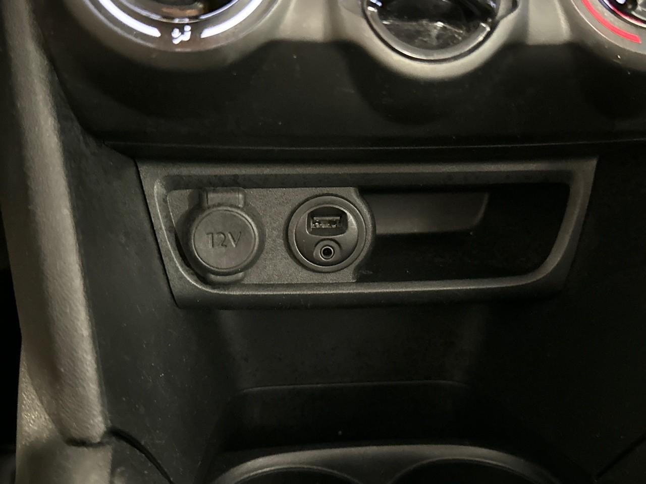 Peugeot Peugeot 208 usata 9