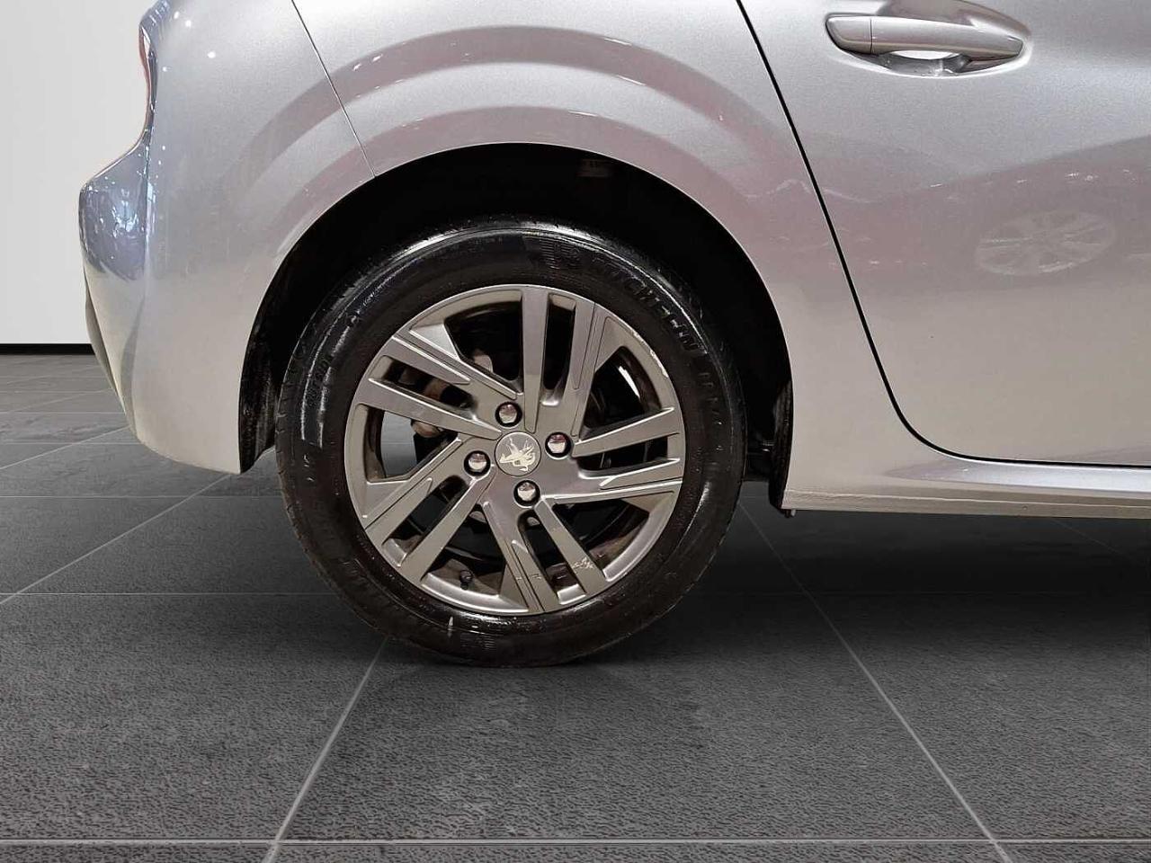 Peugeot Peugeot 208 usata 13