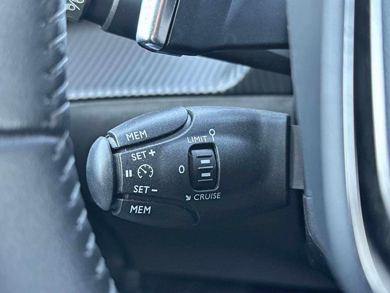 Peugeot Peugeot 208 usata 9