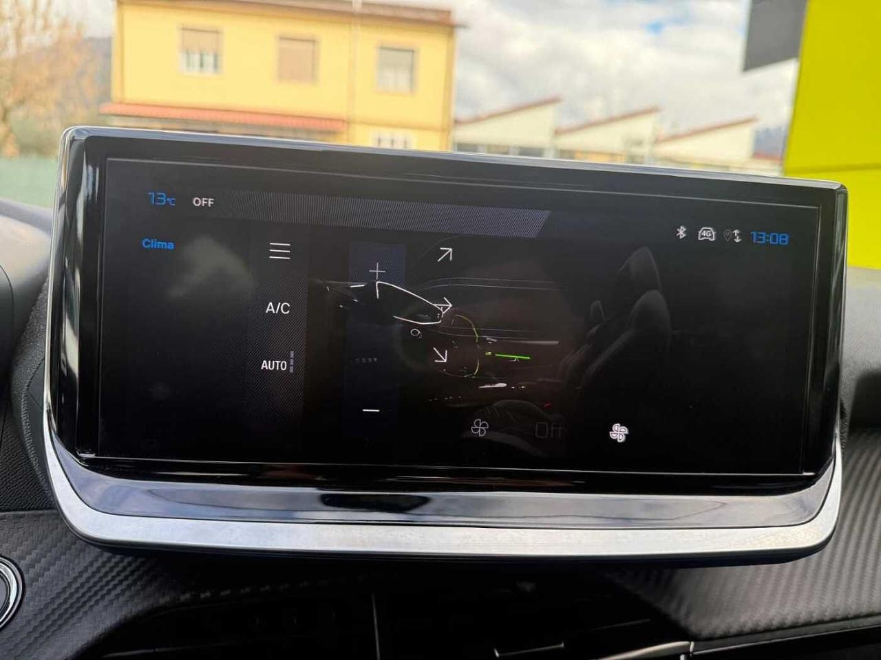 Peugeot Peugeot 208 usata 12