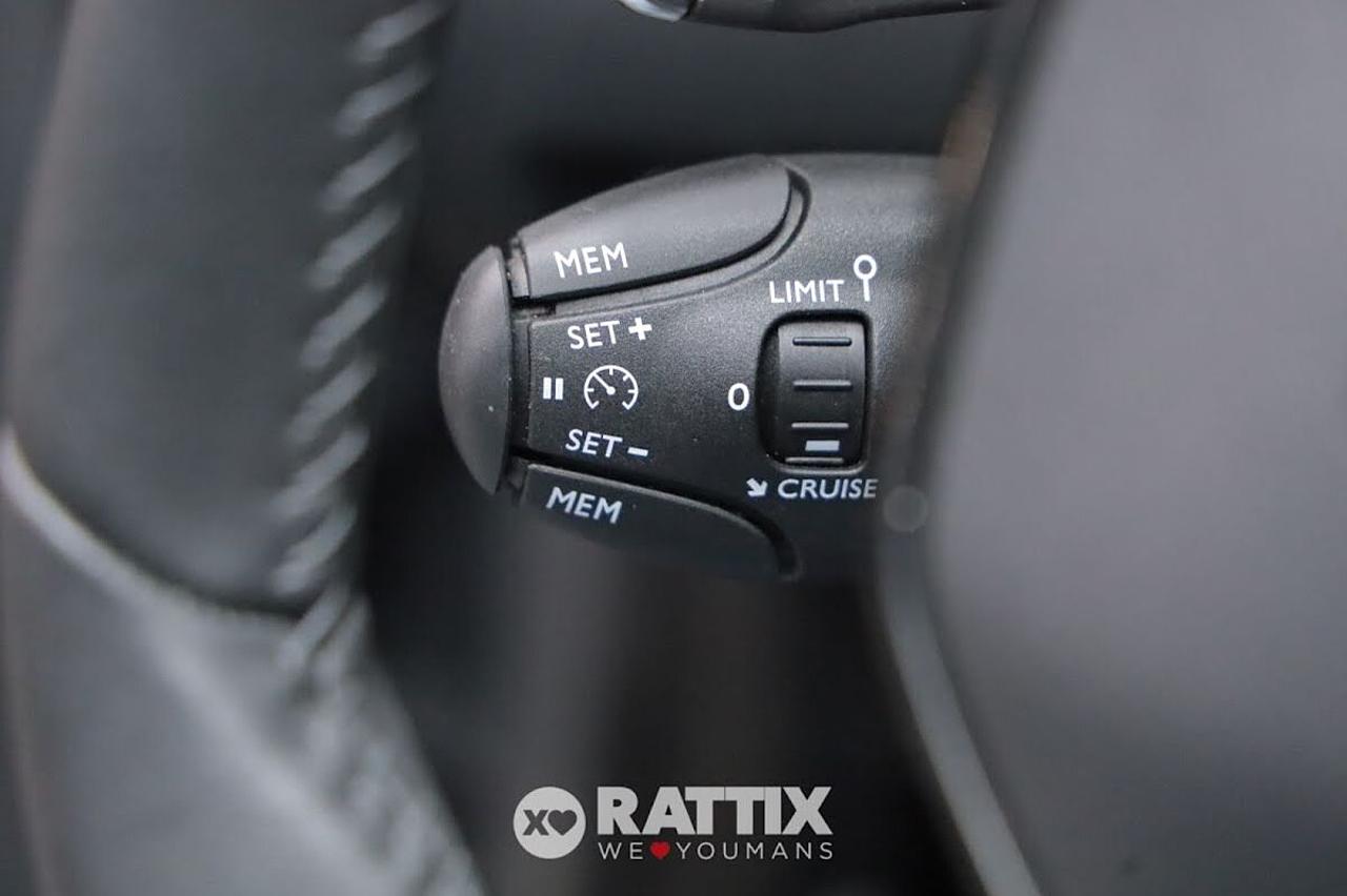 Peugeot Peugeot 208 usata 7