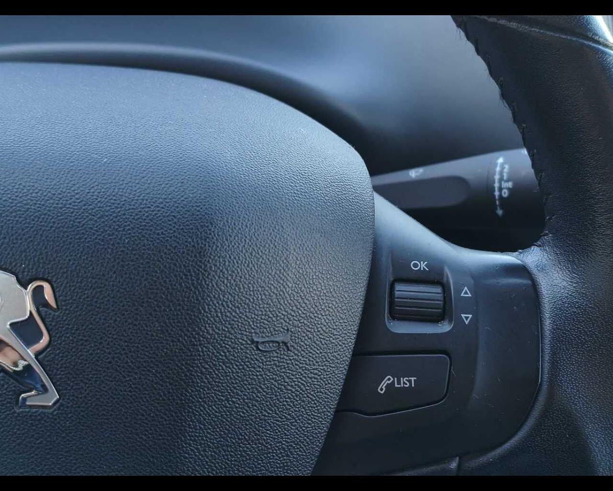 Peugeot Peugeot 208 usata 12
