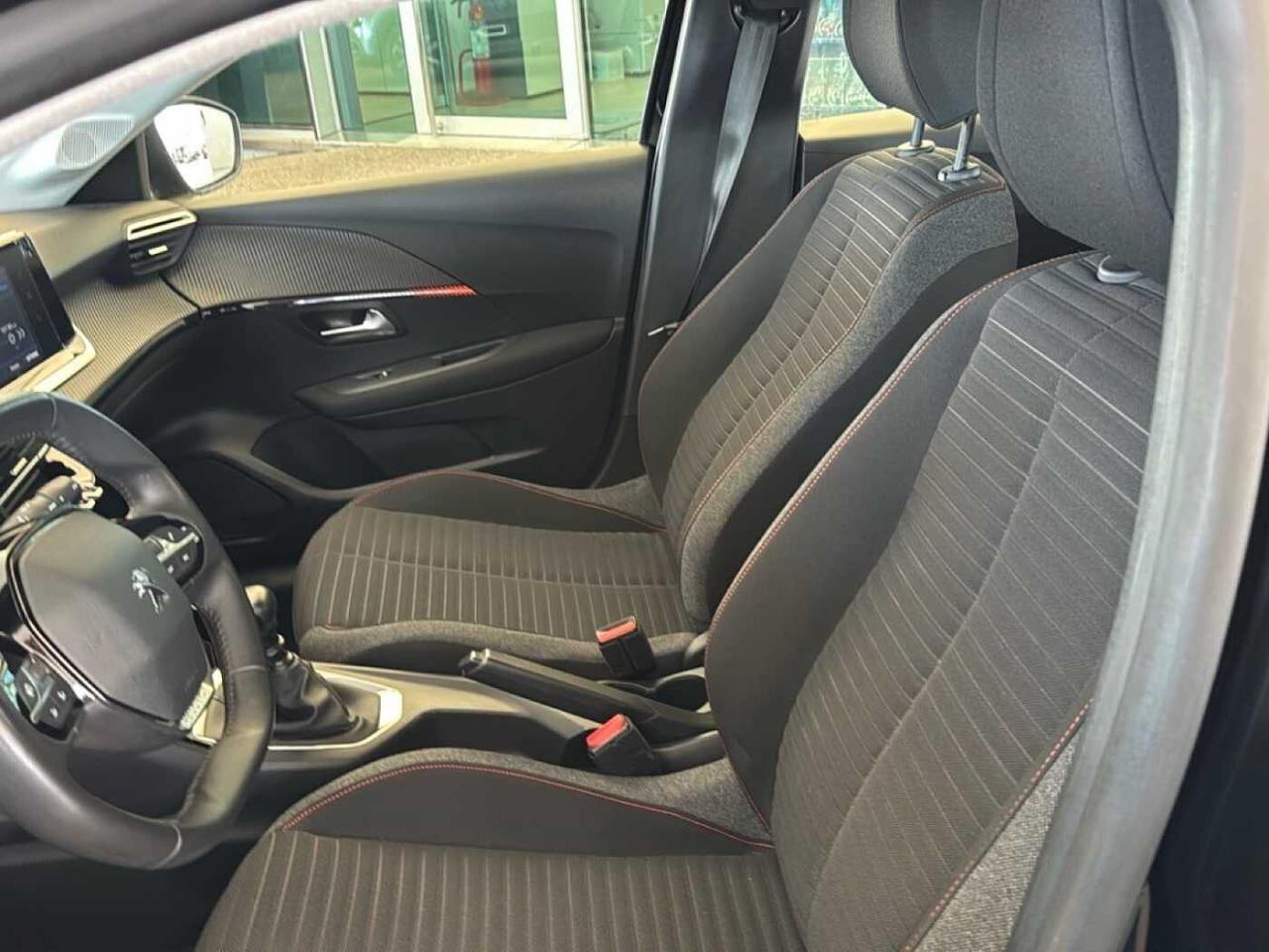 Peugeot Peugeot 208 usata 3