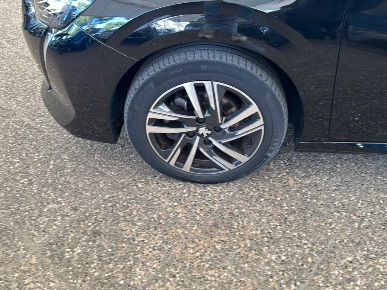 Peugeot Peugeot 208 usata 15