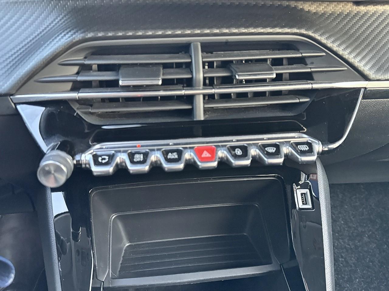 Peugeot Peugeot 208 usata 7