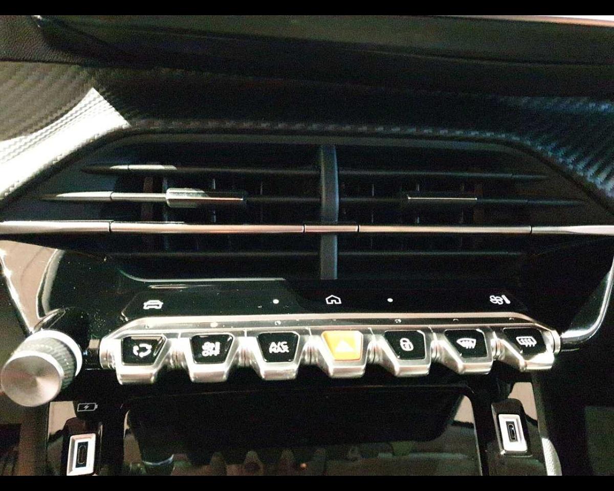 Peugeot Peugeot 208 usata 18