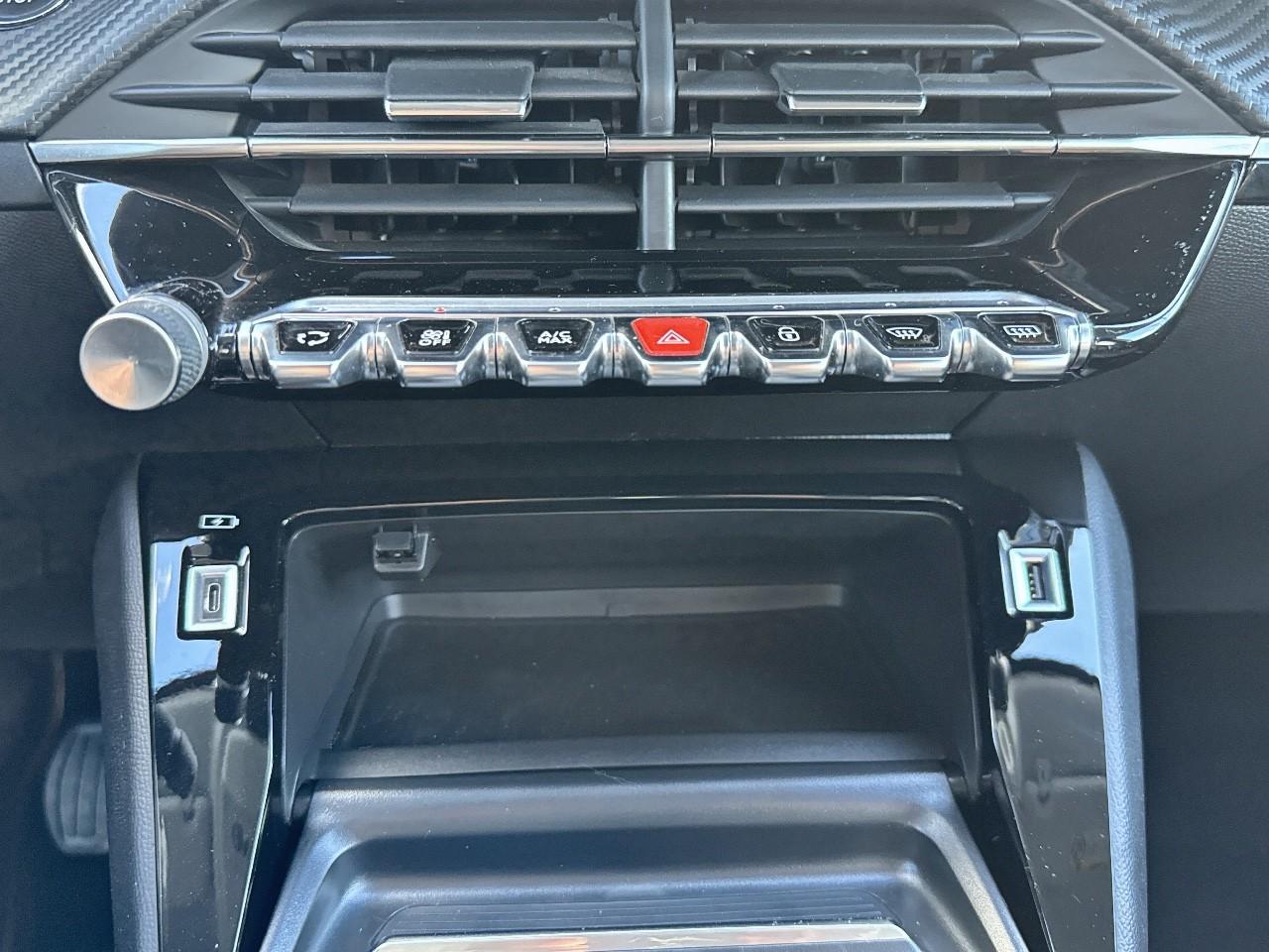 Peugeot Peugeot 208 usata 7