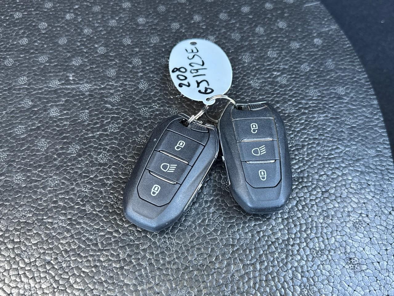 Peugeot Peugeot 208 usata 12