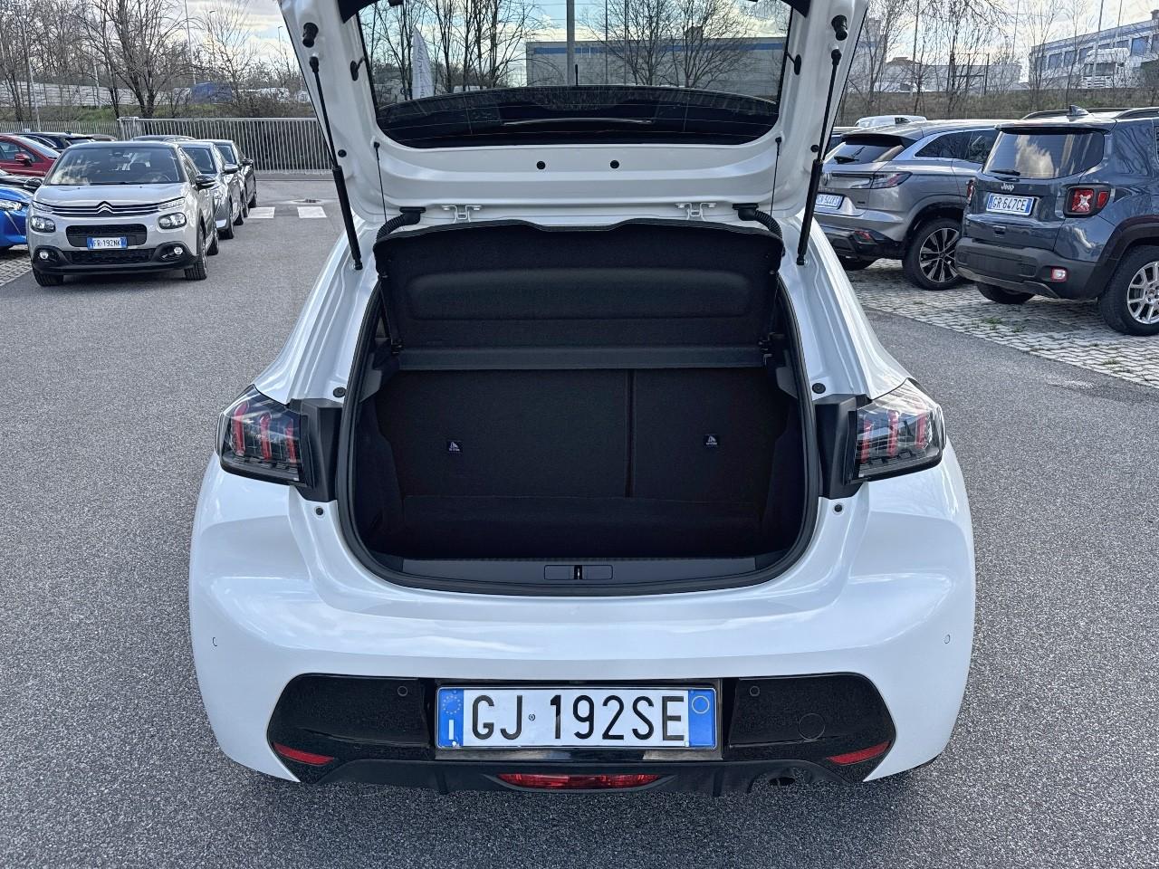 Peugeot Peugeot 208 usata 18