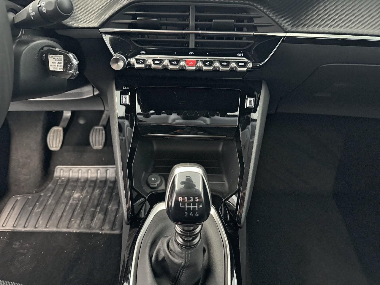 Peugeot Peugeot 208 usata 5