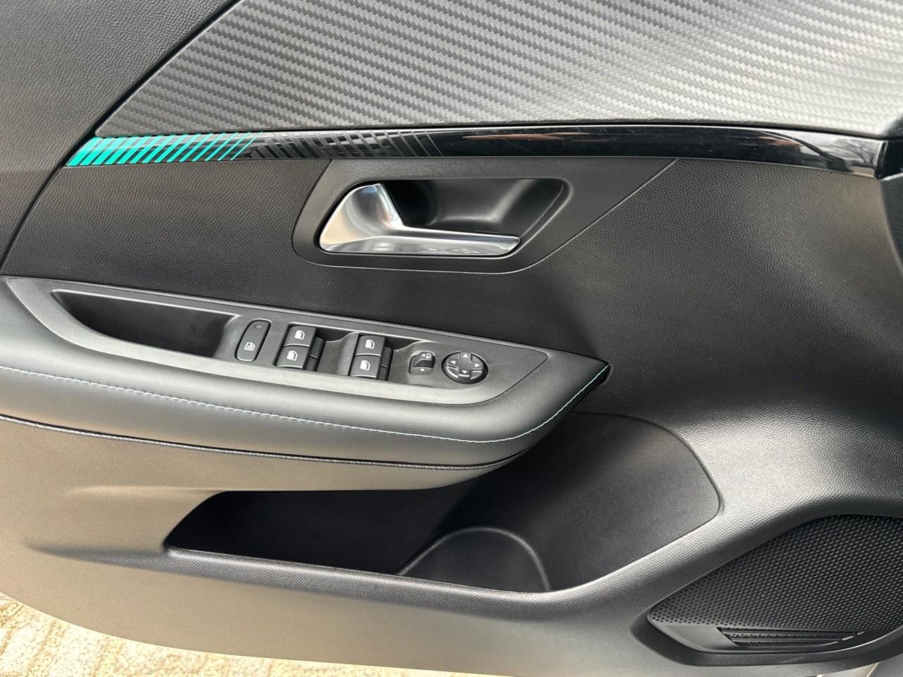 Peugeot Peugeot 208 usata 8