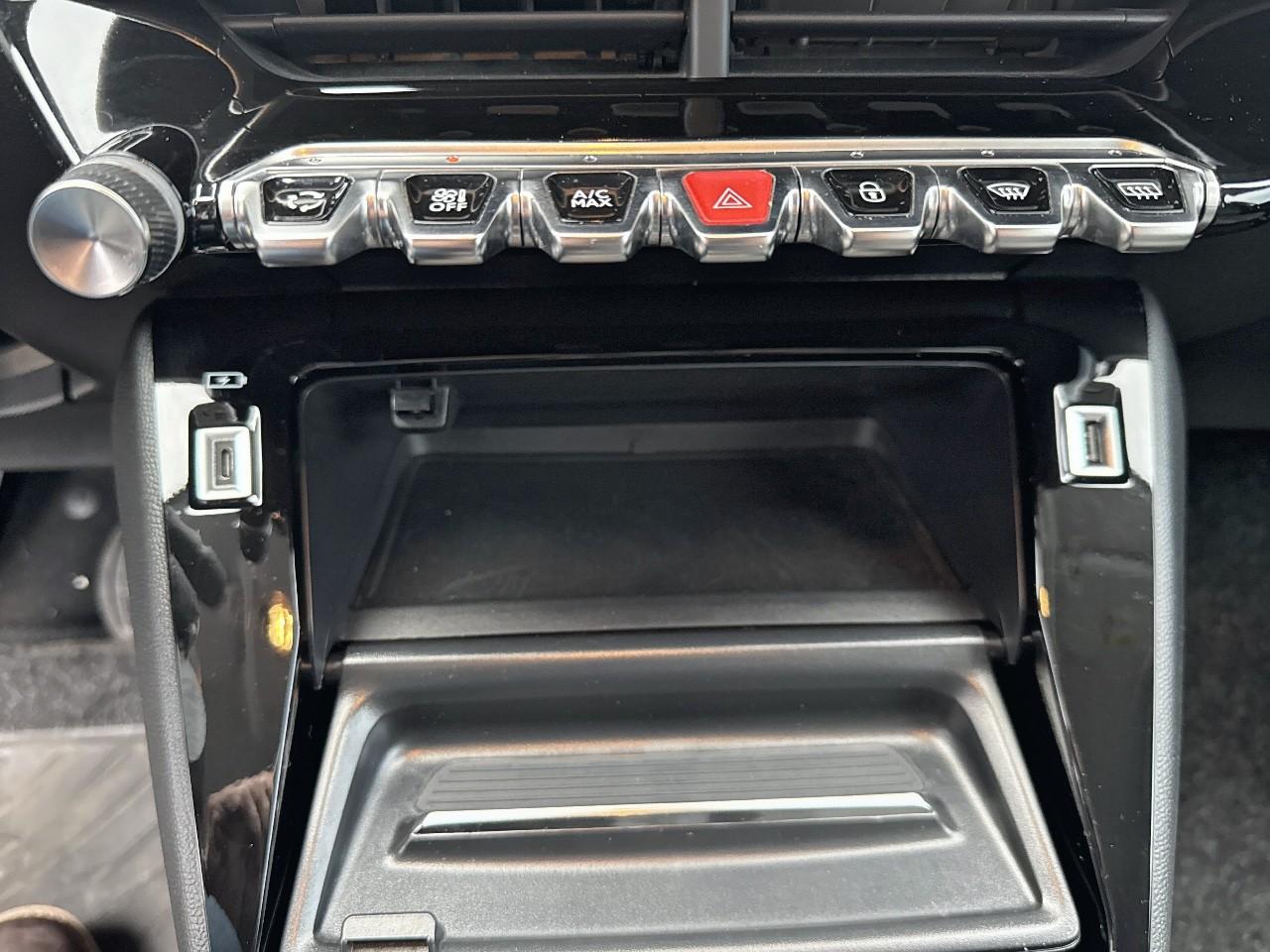 Peugeot Peugeot 208 usata 10