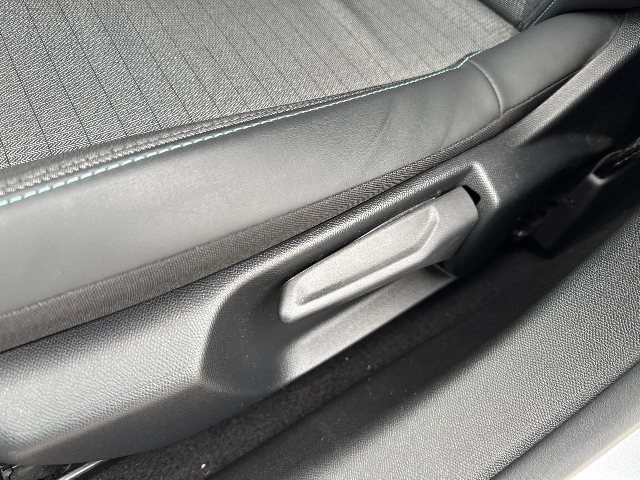 Peugeot Peugeot 208 usata 12