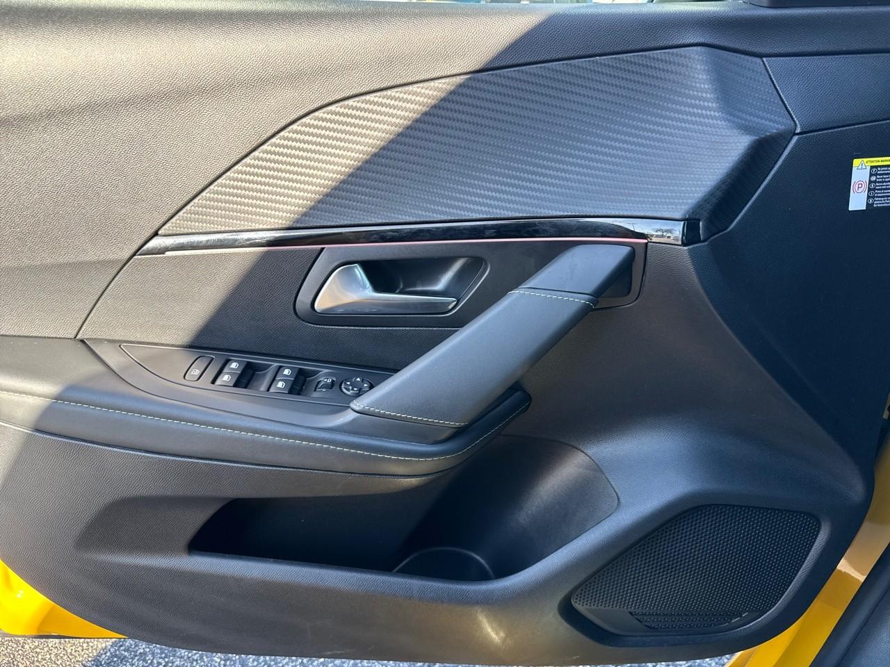 Peugeot Peugeot 208 usata 7