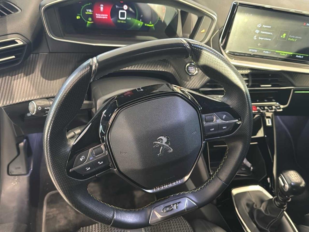 Peugeot Peugeot 208 usata, con GPS