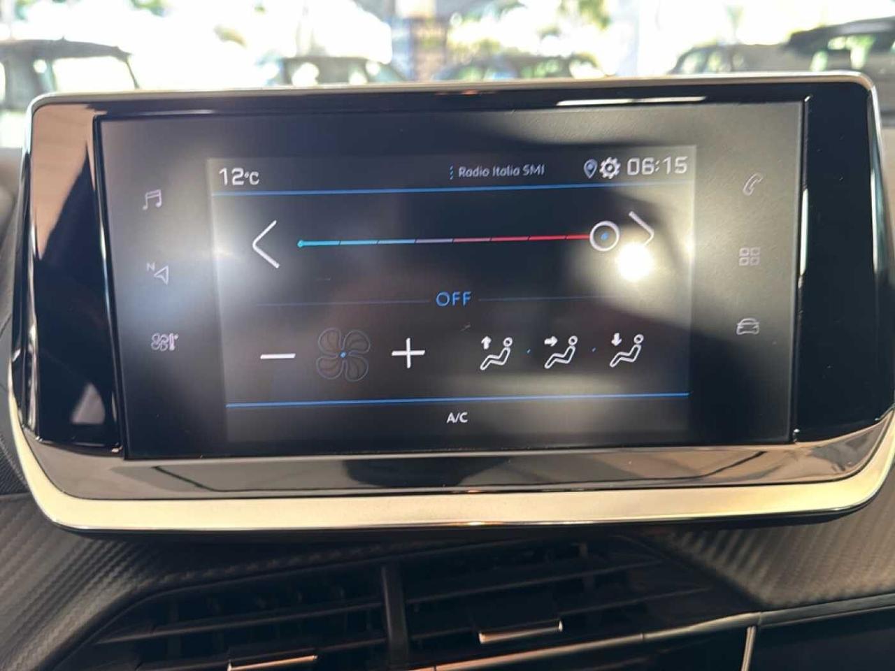 Peugeot Peugeot 208 usata 9