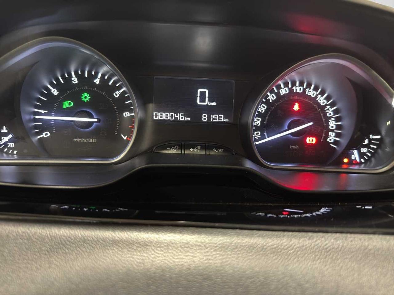 Peugeot Peugeot 208 usata 1