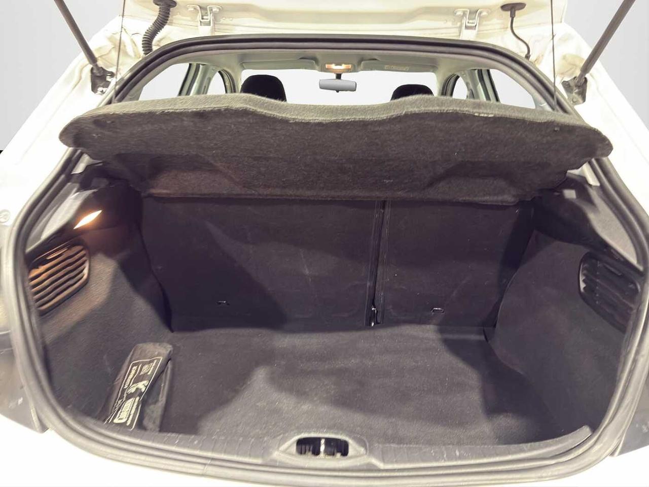 Peugeot Peugeot 208 usata 9